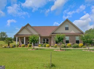 305 Maxwell Dr, Griffin, GA 30224