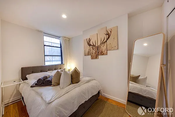 Rented by Oxford Property Group | media 7