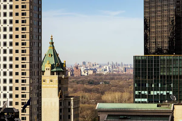 Rented by Keller Williams NYC | media 23