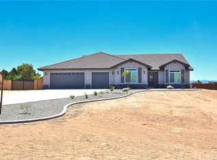 17901 Branding Iron Rd, Apple Valley, CA 92307