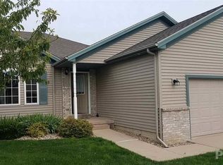 2110 W Jubilee Ln, Dunlap, IL 61525