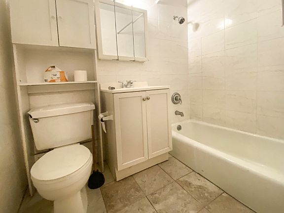 5th image of 205 E 14th St #2E