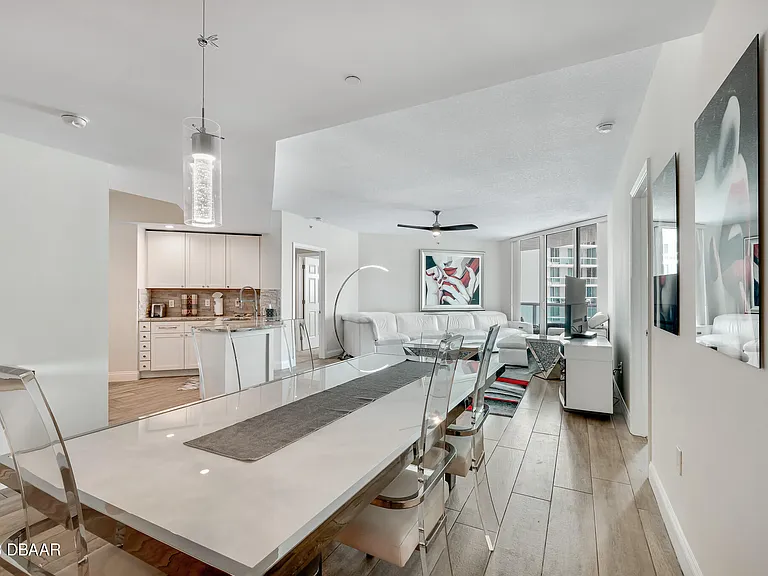 231 Riverside Dr #1006 — Photo 5