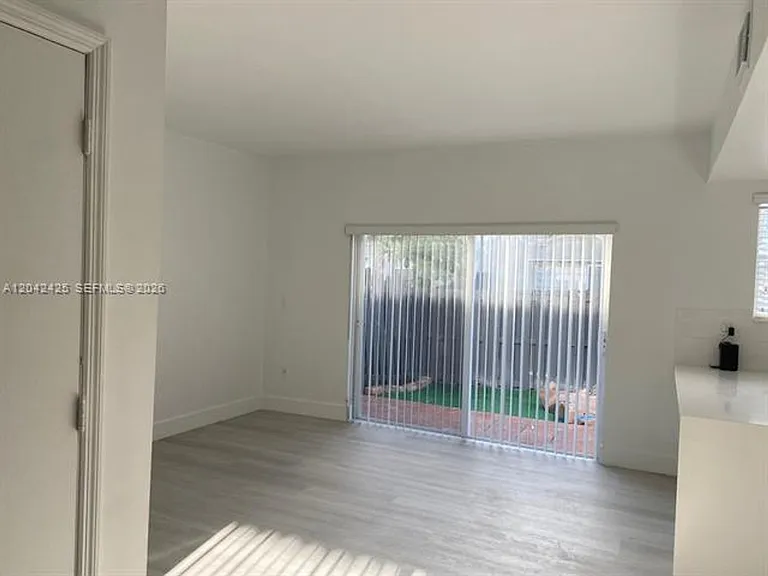 5245 NW 112th Ave #Townhouse 8 — Photo 12
