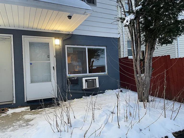 595 Brown St — Photo 30