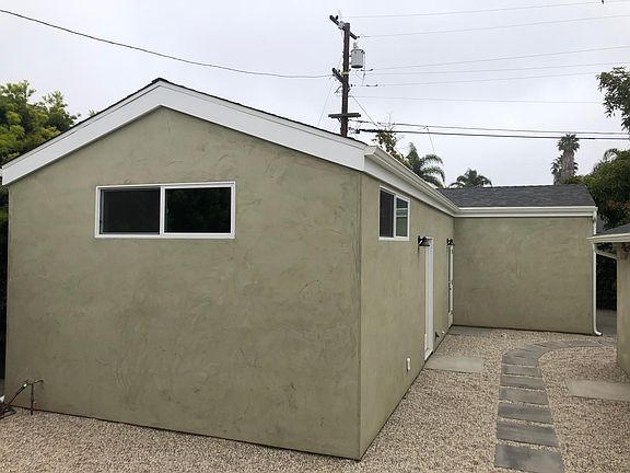 2nd image of 82 Coronado St