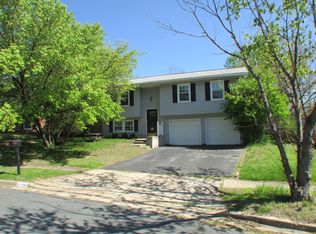 1936 Foxhound Ct, Severn, MD 21144