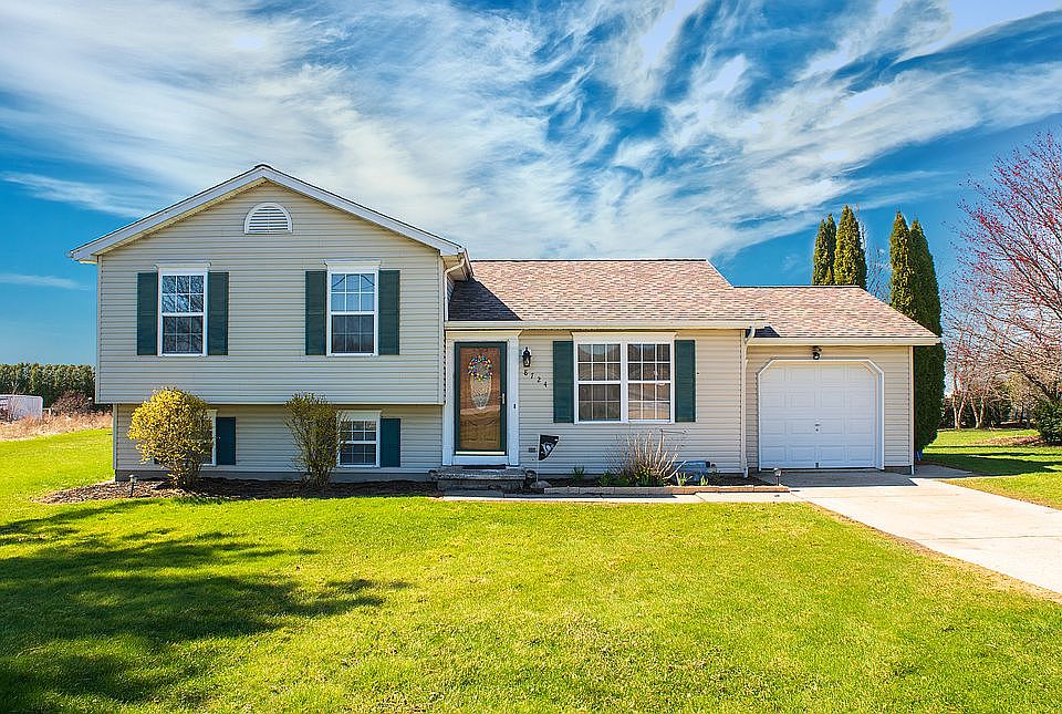 Valley View Farms corner lot