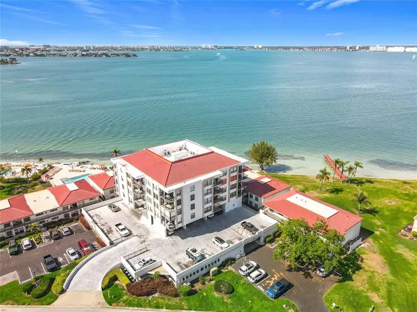 6211 Sun Blvd APT 211, Saint Petersburg, FL 33715