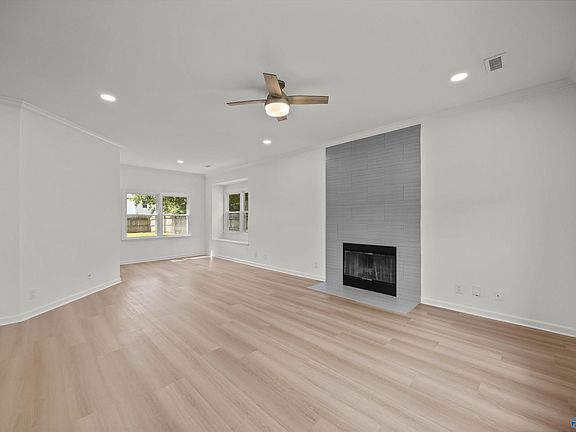 2nd image of 118 McDermotts Way