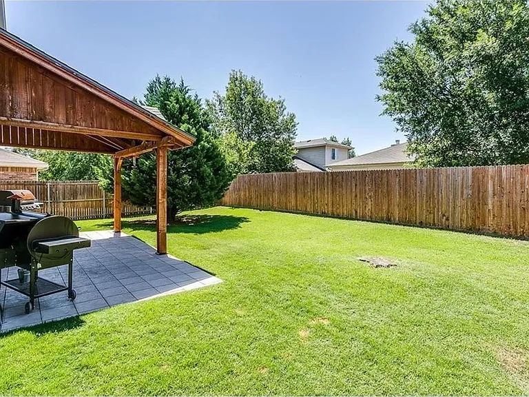 2821 Briargrove Ln — Photo 30