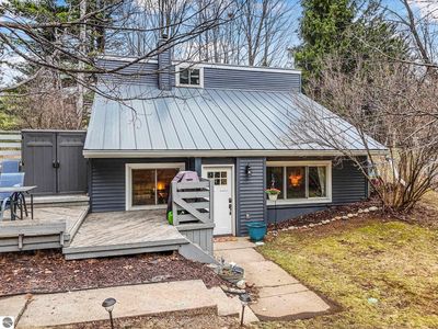 4562 Brunson Pl, Traverse City, MI, 49684