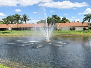 602 Sea Pine Way APT B2, Greenacres, FL 33415