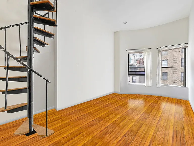 244 W 102nd St #4A — Photo 1