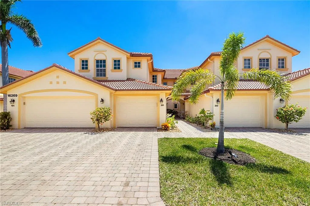 2 bed, 2.0 bath, 1523 sqft, $6,000 — Photo 1
