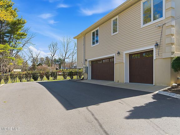 4th image of 49 Farm Road