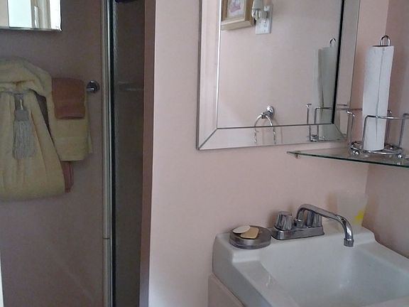 4th image of 5306 W Girard Ave