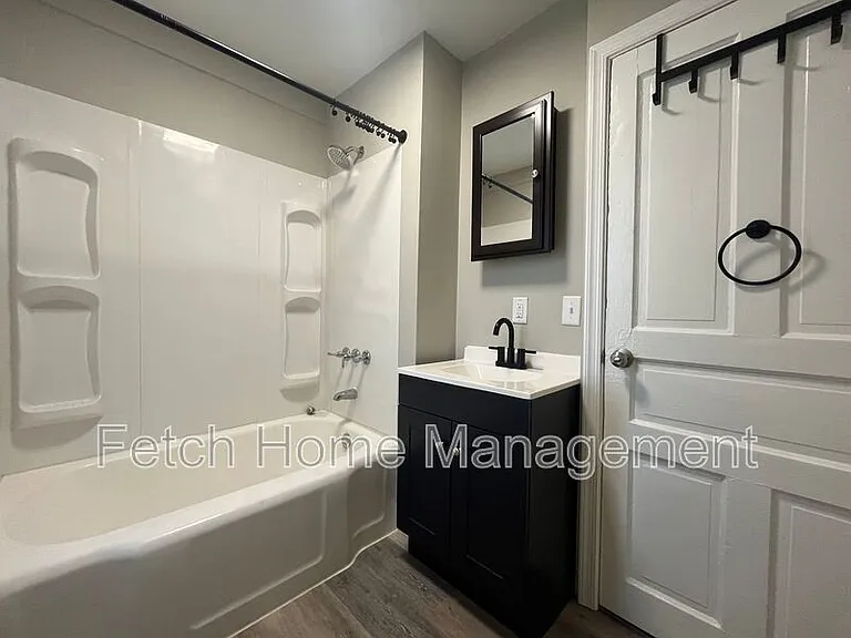 552 Pershing Ave #1 — Photo 4