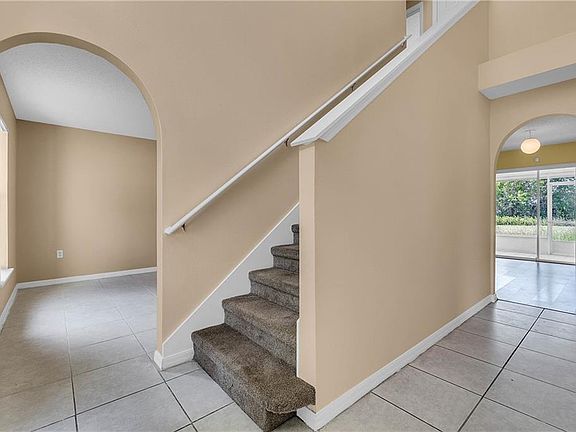 5th image of 2410 Kesler Ct