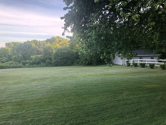 4th image of 4804 Windsor Ct