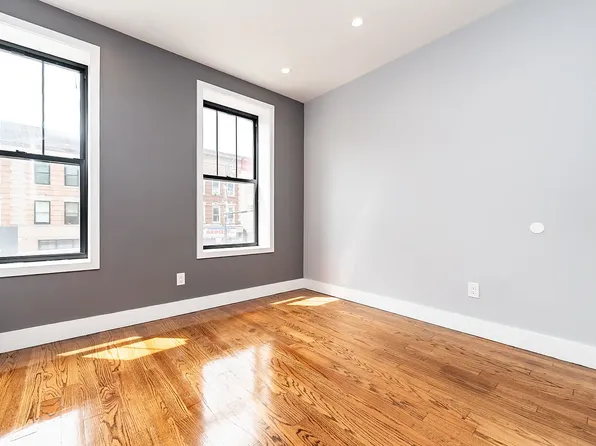 1071 Nostrand Avenue image 5 of 26