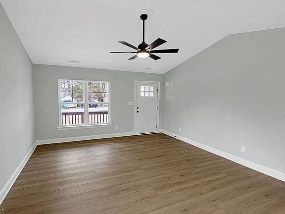 5th image of 5514 Cedarbrook Rd