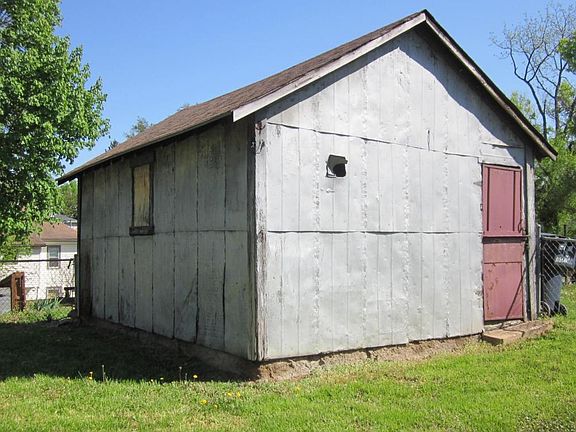 5th image of 518 Albemarle Ave SE
