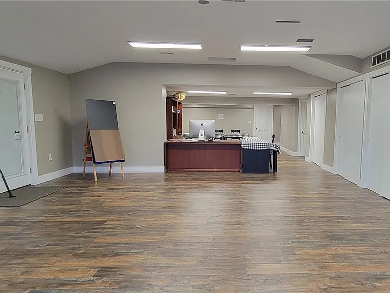 2413 Nicholson Rd — Photo 14