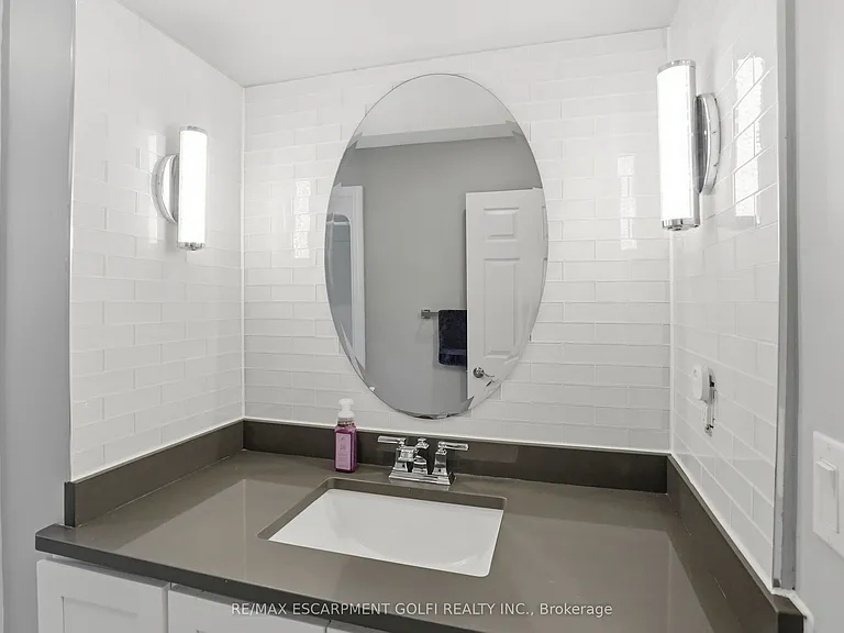 11404 Lakeshore Rd #UPPER — Photo 13