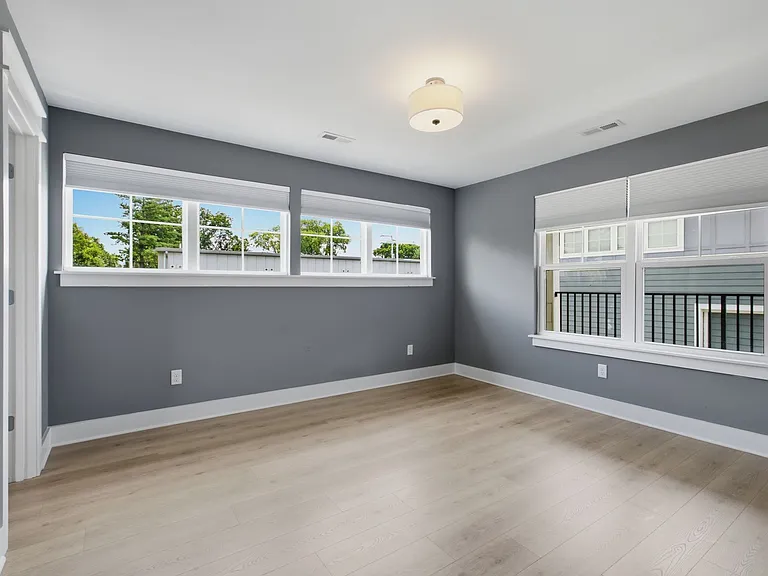 105 Duke St #6 — Photo 22