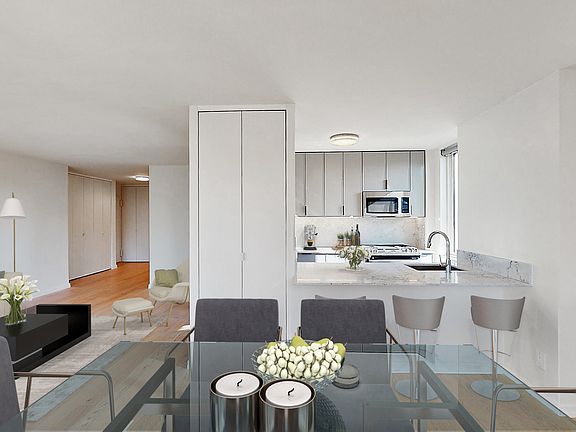 3rd image of 401 E 80th St APT 22A