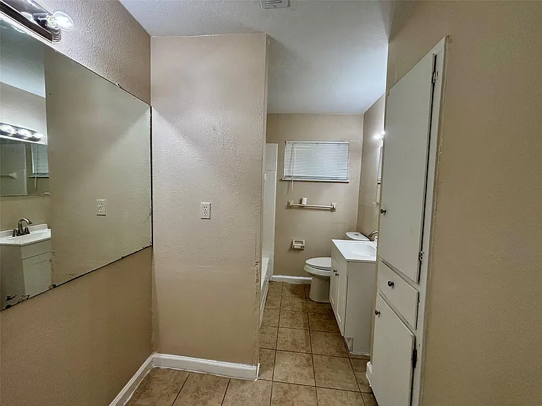 4110 Knotty Oaks Trl — Photo 13