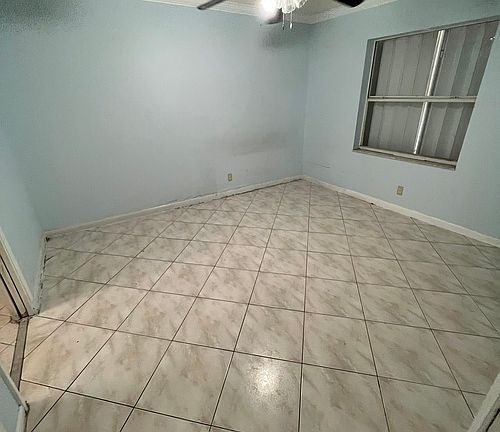 4th image of 5143 Glencove Ln #5143