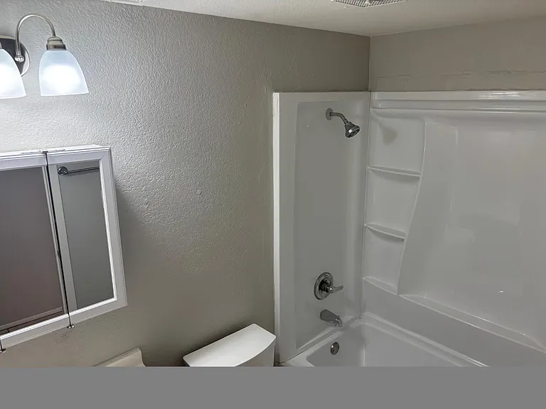 168 S 54th St #B — Photo 11