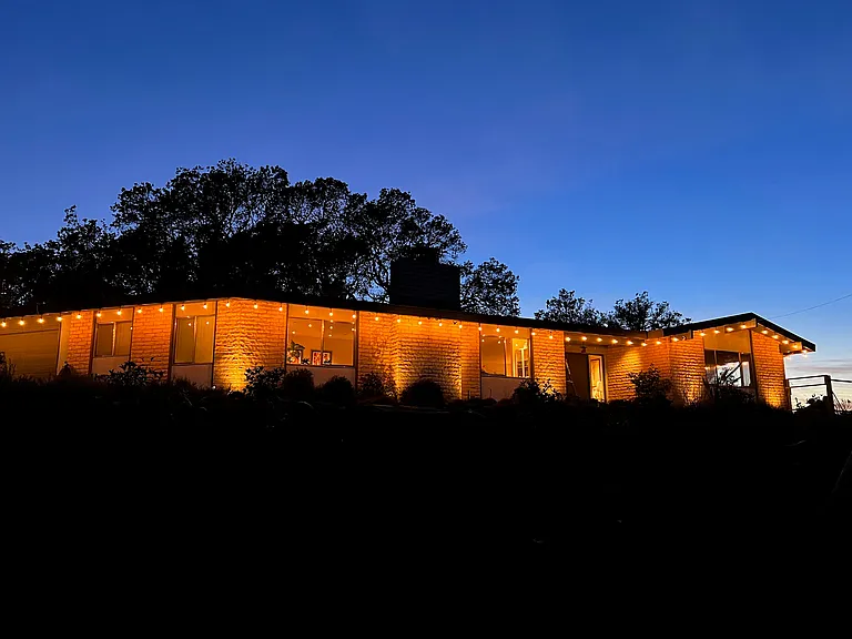 800 Fawn Dr — Photo 3