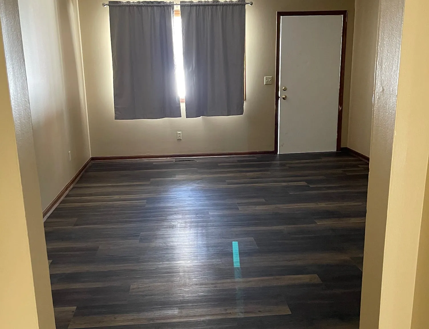 2 bed, $895 — Photo 1