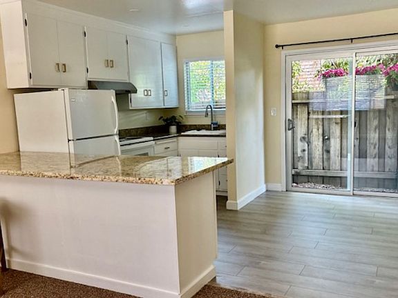 4th image of 1730 Lacassie Ave APT 7