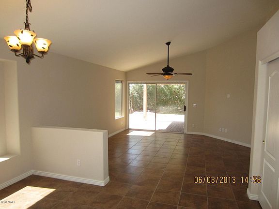 5th image of 124 W Villa Theresa Dr