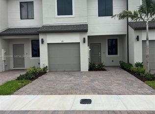 20 NW 15th St, Homestead, FL 33030
