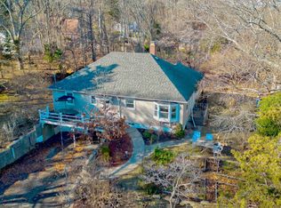 5 Valley Rd, Sag Harbor, NY 11963