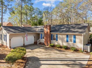 6204 Cardinal Dr, Alliance, NC 28560