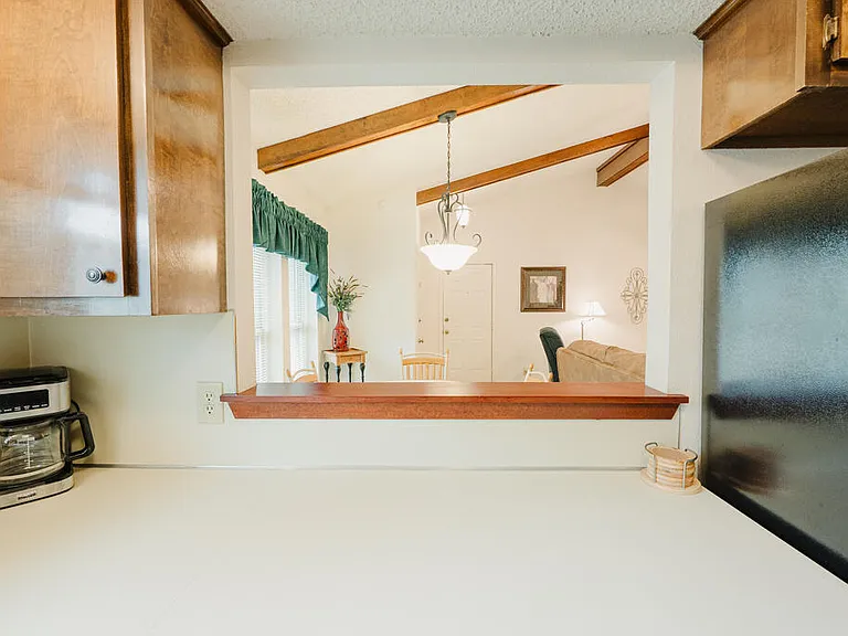 6424 Amber Dr — Photo 8