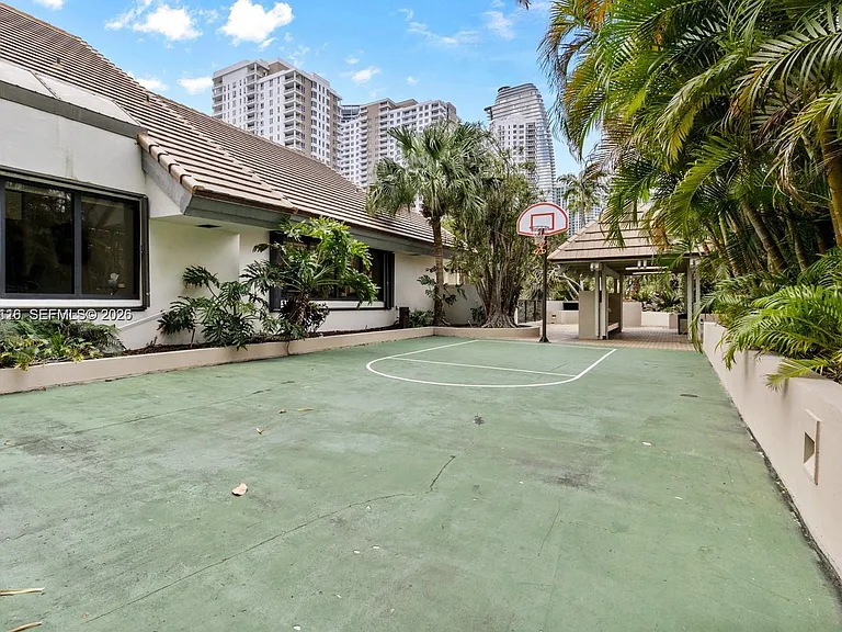 520 Brickell Key Dr #A307 — Photo 34