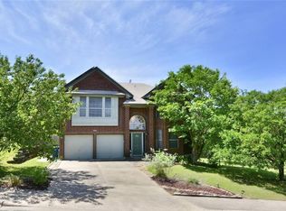 8103 Landsman Dr, Austin, TX 78736