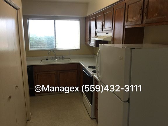 4th image of 3370 N Wishon Ave