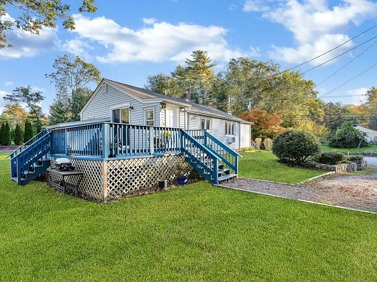 2BED2BATH HOME - PATIO/DECK