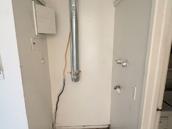 4th image of 1890 Mayflower Pl APT 1