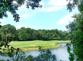 84 Gloucester Rd, Hilton Head Island, SC 29928