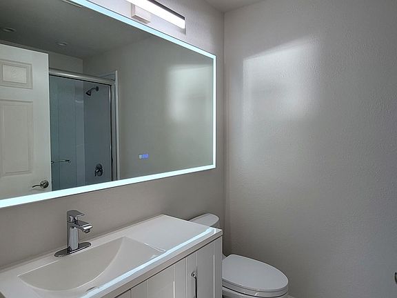 4th image of 400 Baltic Cir Unit 402
