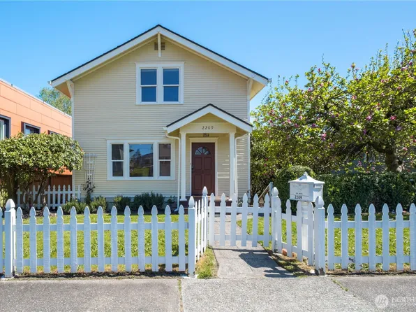 2209 Wetmore Ave, Everett, WA 98201